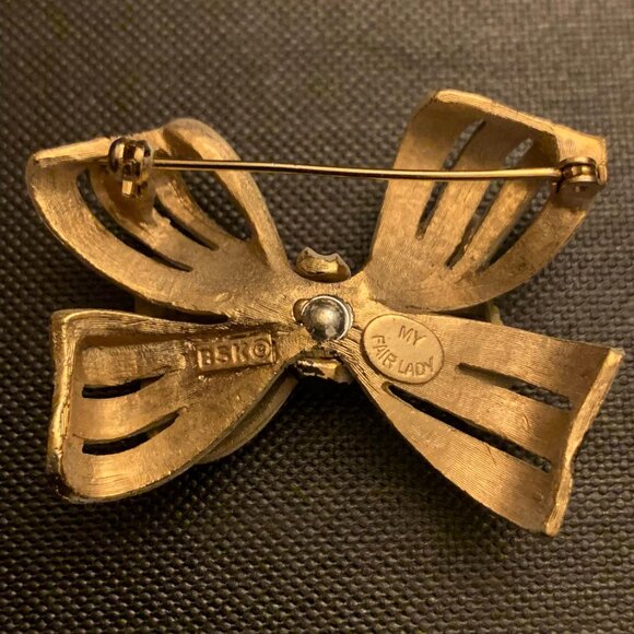 Designer Mid Century BSK "My Fair Lady" Black & White Enamel Brooch - Signed - Picture 3 of 3